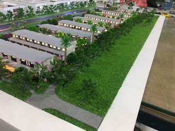 Plástico do Abs/modelo 3D interior casa quadrada acrílica com árvores modelo